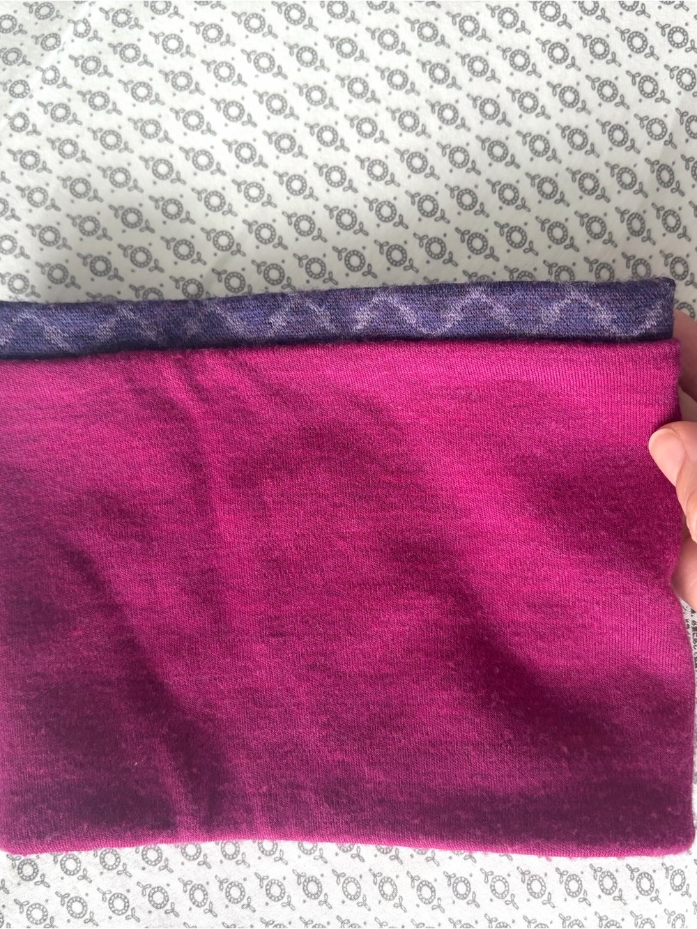 Smartwool Purple Kids Neck Warmer with Pink Trim | Neck Gaiter Ultra Soft Merino - Picture 4 of 4
